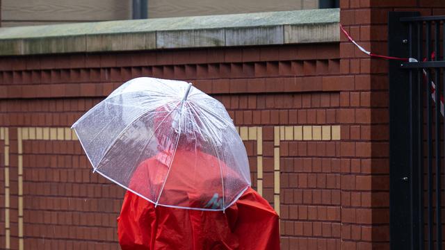 Wetter am Wochenende: Deutscher Wetterdienst warnt vor Sturm, Dauerregen und Schnee