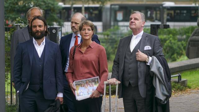 Christina Block: In ihren Händen: ein Familienfoto