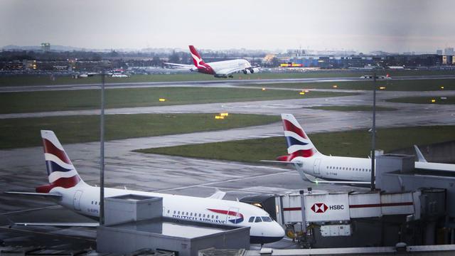 Großbritannien: Flugverkehr über London wegen Technikfehler stark gestört