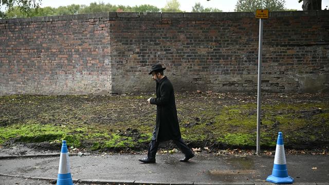 Angriff auf Synagoge in Manchester: Synagogen-Angreifer bekannte sich in Polizeianruf zur IS-Terrormiliz