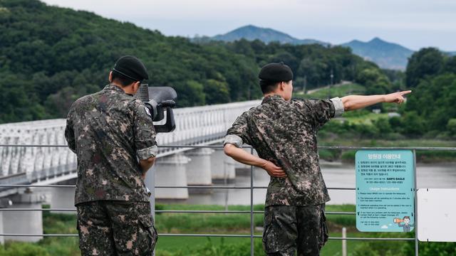 Grenze zwischen Nord- und Südkorea: Nordkoreanischer Soldat flieht über schwer bewachte Grenze nach Süden