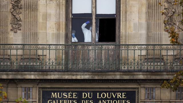 Louvre-Diebstahl: Was wir über den Juwelendiebstahl im Louvre wissen