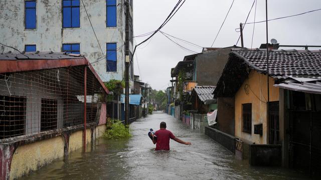 Zyklon Ditwah: Sri Lanka meldet mehr als 120 Tote nach Überschwemmungen 