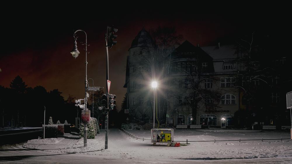 Critical infrastructure: Power outage in the middle of Berlin winter: A number of households in the southwest of the city are still without power.