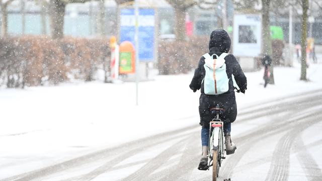 DWD: Deutscher Wetterdienst warnt vor Glatteis und Frost