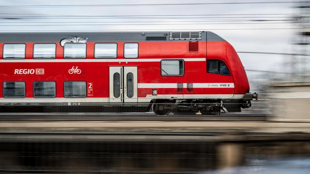 Rheinland-Pfalz: Zugbegleiter stirbt nach Angriff bei Ticketkontrolle