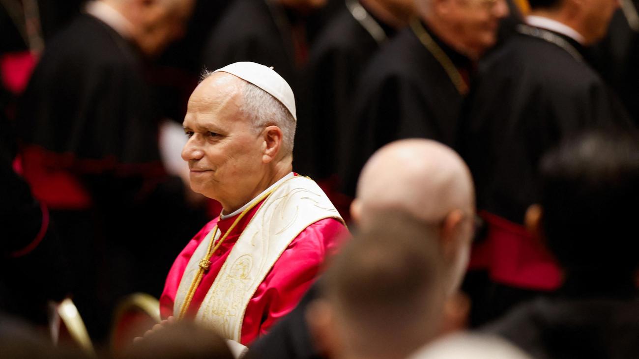 Katholische Kirche: Donald Trump kritisiert Papst Leo XIV. nach Predigt gegen Krieg