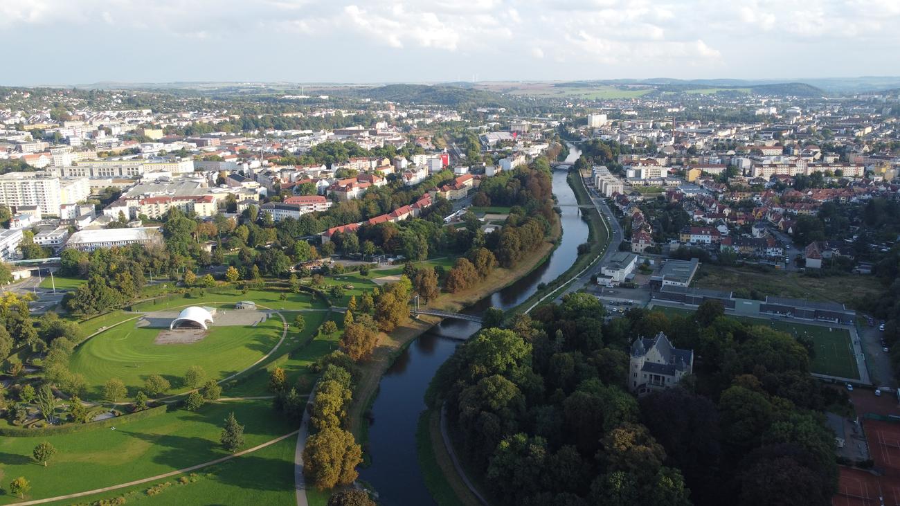 Thüringen: Zwei mutmaßliche Unterstützer rechtsextremer Terrorzelle festgenommen