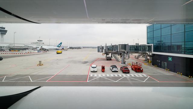 Flughafen München: Münchner Flughafen unterbricht Betrieb zu