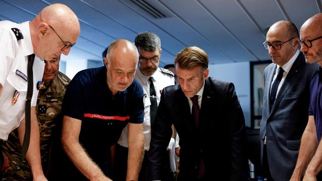Bild: Waldbrände in Frankreich: Emmanuel Macron ruft wegen heftiger Waldbrände zum Zusammenhalt auf