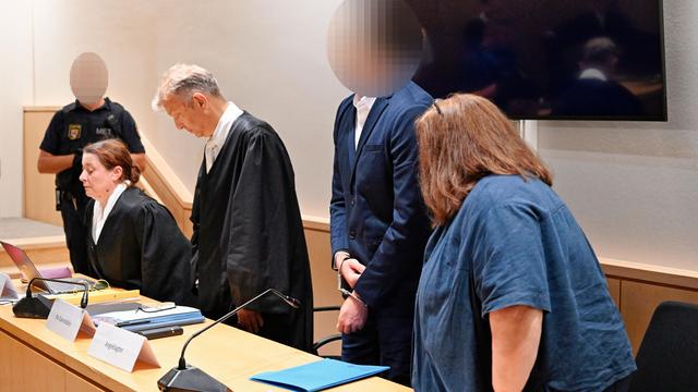 Gewalt im Verkehr: Anklage fordert langjährige Haft in Prozess um getöteten Zugbegleiter