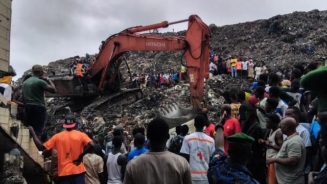 Westafrika: Mindestens 30 Tote nach Erdrutsch an Mülldeponie in Guinea