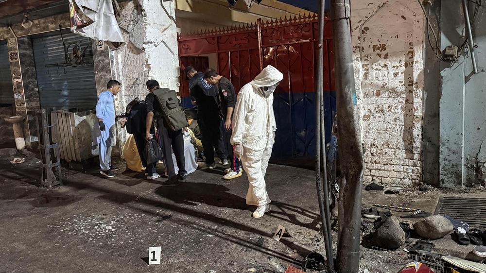 Pakistan Selbstmordanschlag Swat-Tal Polizei Kundgebung