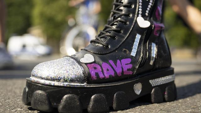 Berlin: Techno-Parade Rave the Planet startet in Berlin