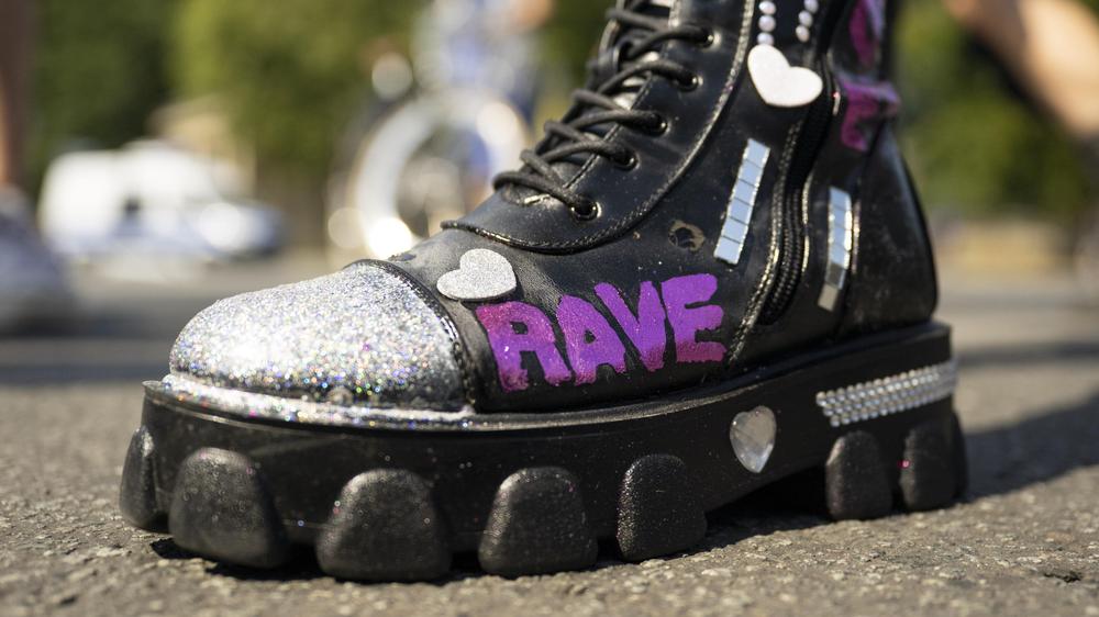 Rave the Planet Techno-Parade Berlin Polizei Sicherheitslage