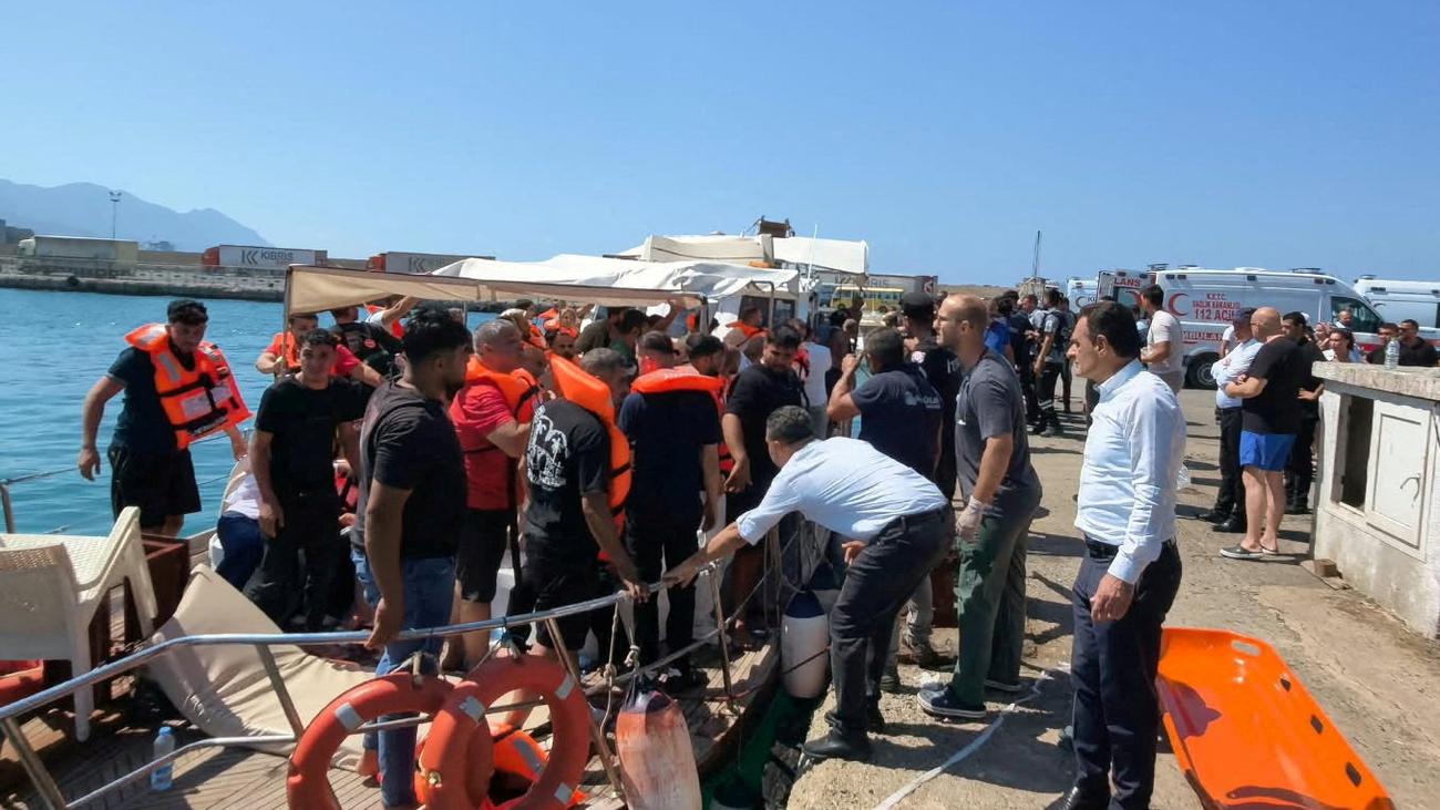 Fähre gekentert: Mindestens sechs Tote bei Schiffsunglück vor der Küste Nordzyperns