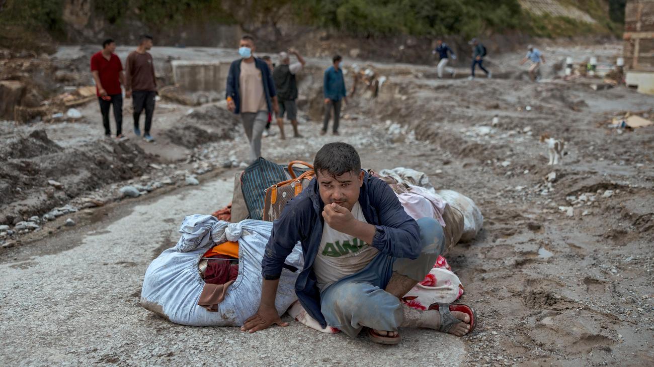 Sturzflut im Himalaya: Zahl der Toten in Nepal steigt auf mehr als 500
