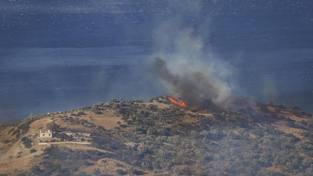 Feuer in Südeuropa: Wind und Hitze entfachen neue Waldbrände in Griechenland