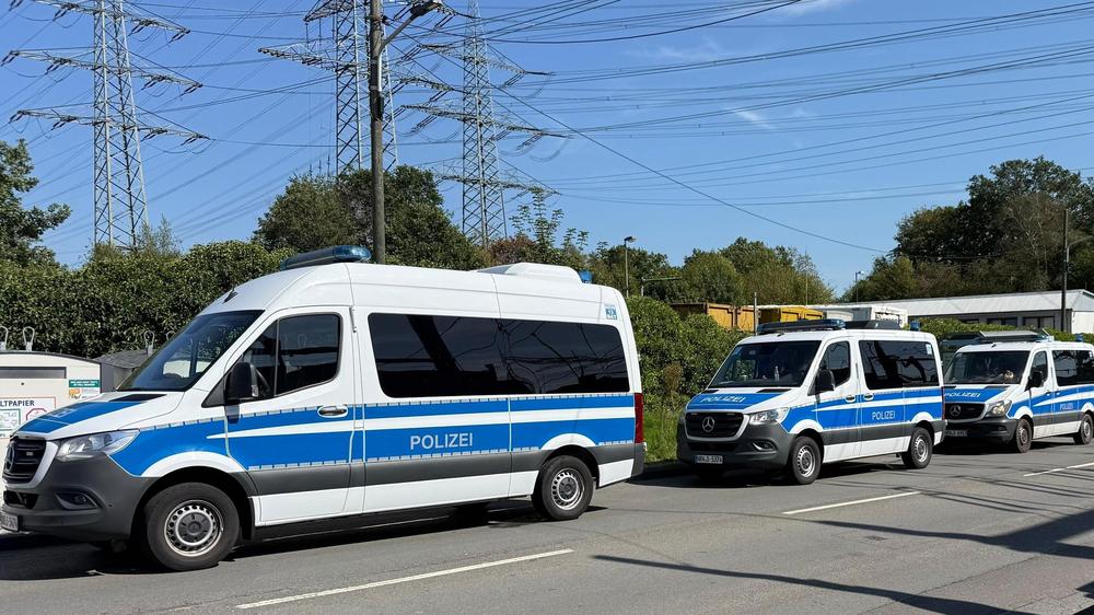 Angriffe Stromnetz Remscheid Wuppertal Polizei Fahndung