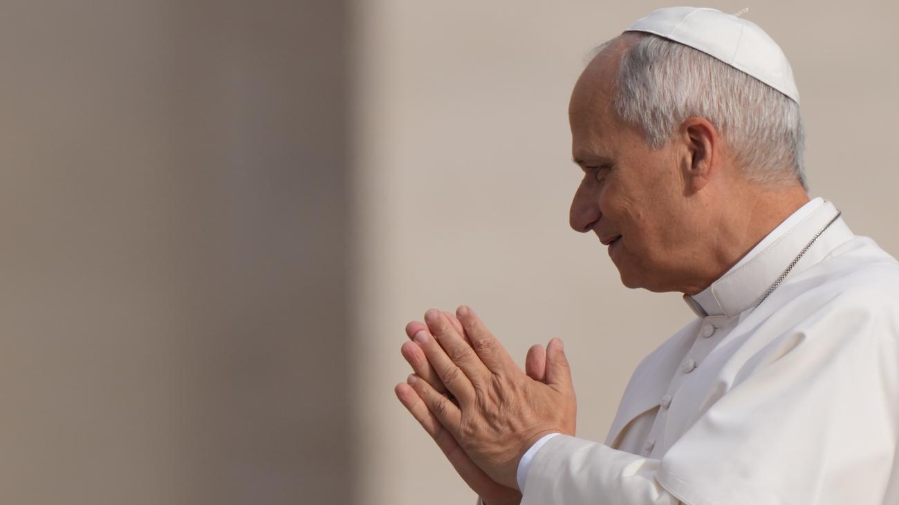 Leo XIV: Pope can leave hospital after cancer surgery
