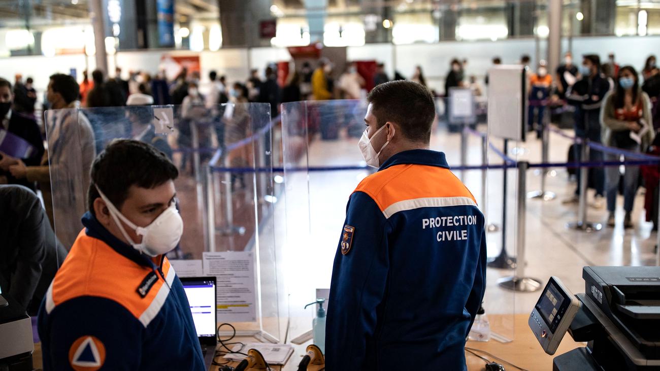 Coronavirus Weltweit Neue Einreiseregeln In Frankreich Und Grossbritannien Zeit Online