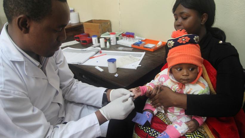Medizin: WHO empfiehlt erstmals Malaria-Impfstoff für Kinder