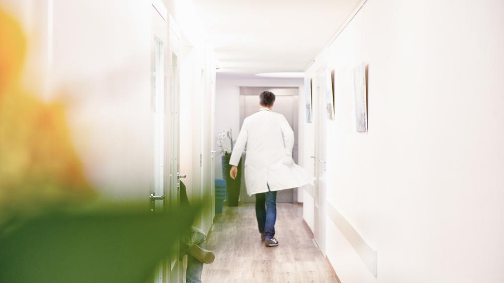 kritik-erhoehung-krankenkassenbeitrag-lauterbach-foto