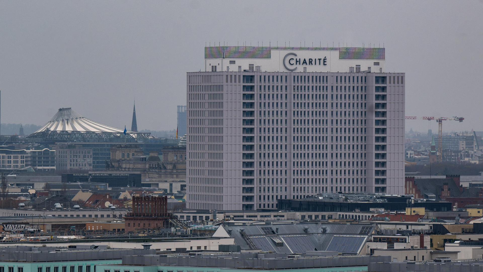 Krankenhausgipfel in Berlin: Kliniken warnen vor großen Leistungseinschränkungen durch Klinikreform