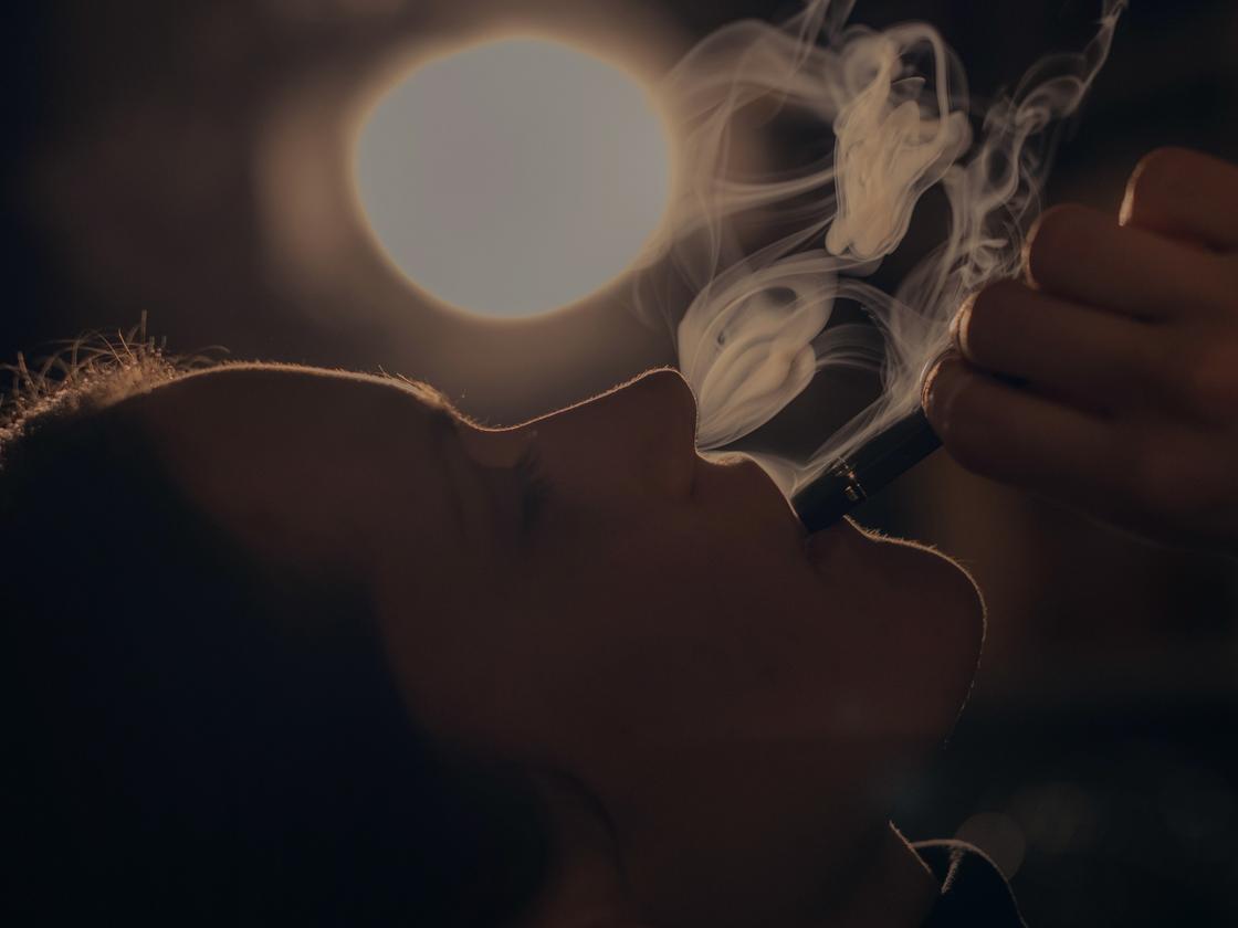 ist vape oder zigaretten schädlicher Vaping vs. Rauchen: Unterschiede, Risiken und Chancen – Snustrend main image 1