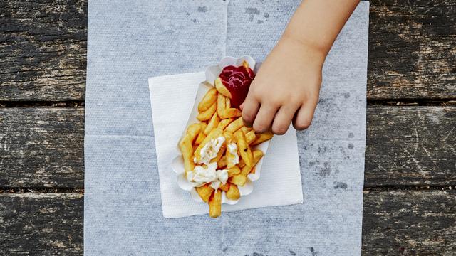 Übergewicht: Unicef meldet erstmals mehr fettleibige als untergewichtige Kinder