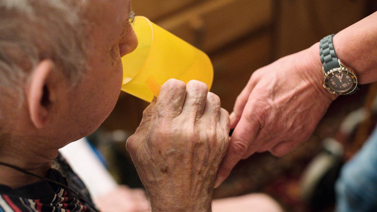 Pflegereform: Krankenkasse DAK verurteilt höhere Kosten für Heimbewohner