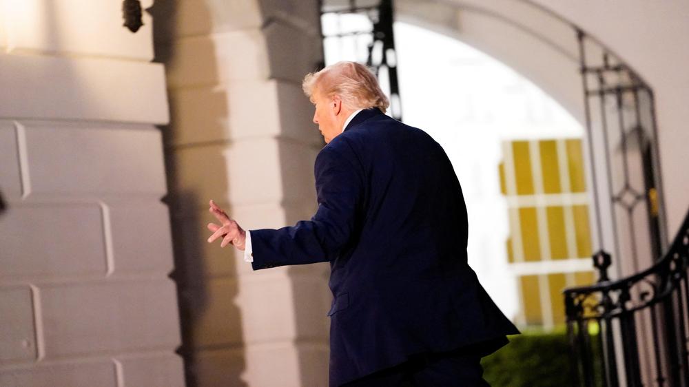  Die fehlende Strategie im Irankrieg setzt Donald Trump zunehmend unter Druck.