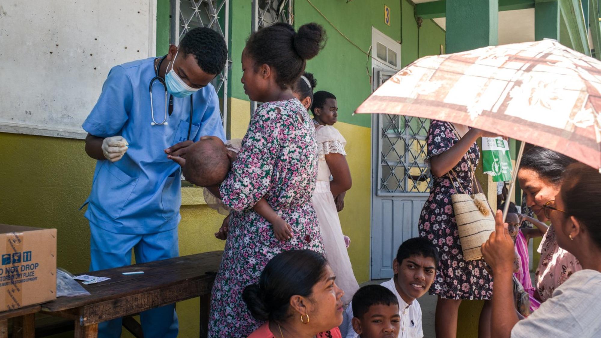 WHO gibt erstes Malaria-Medikament für Babys frei 