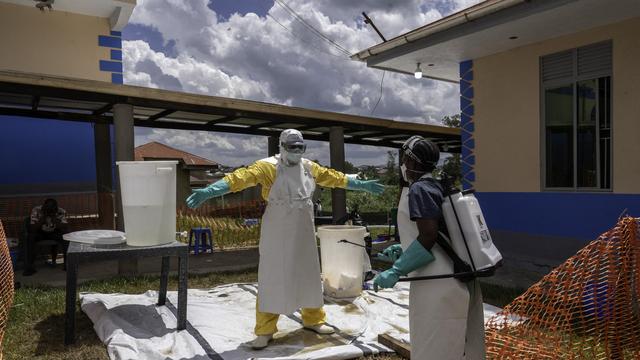 Ebola Cases in Central Africa Surge to Nearly 500 Amid Uncontrolled Outbreak