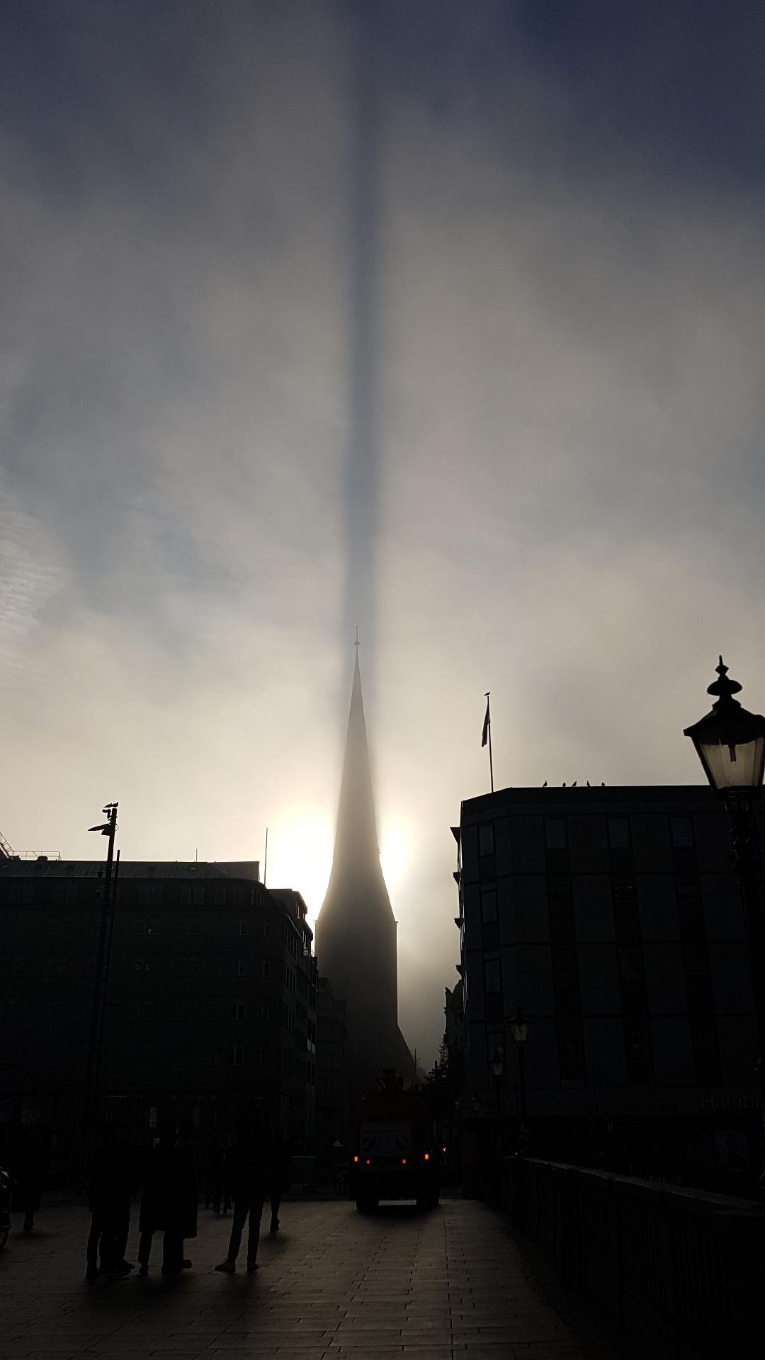 St. Petri im Nebel – mit direktem Draht zum Himmel 