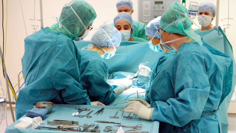 Arbeitsbelastung: In den Hamburger Krankenhäusern arbeiten fast 32.000 Menschen, viele von ihnen unter großem Druck. 