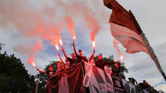 FC St. Pauli: Ein bisschen Revolution und viel Konfetti