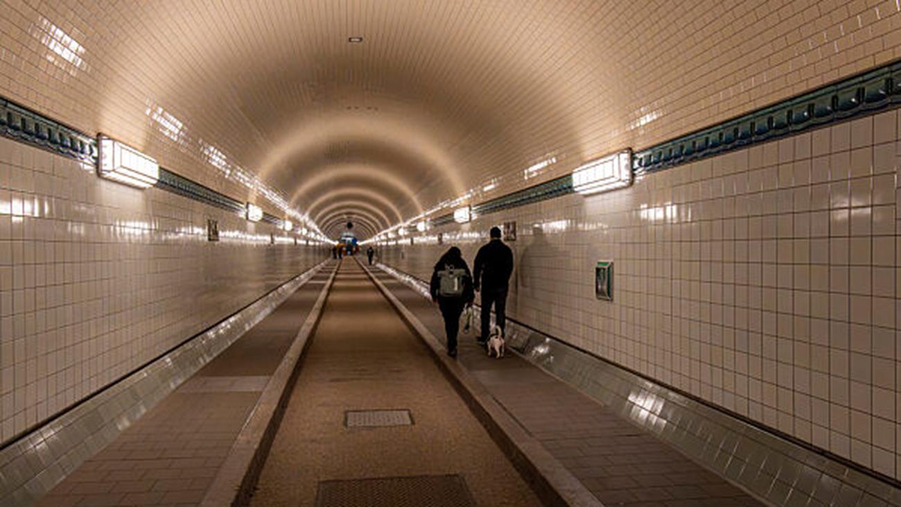 Elbvertiefung: Der tägliche Newsletter aus Hamburg: Langwierige Sanierung, hohe Kosten: Was ist neu im Alten Elbtunnel?