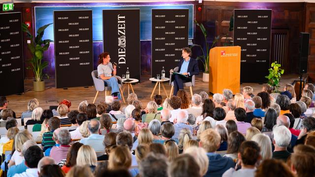Elbvertiefung: Der tägliche Newsletter aus Hamburg: Von vielen Tasten und einem sehr, sehr weißen Word-Dokument