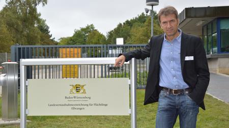 Fluchtlingslager Der Mann Der Schicksale Verwaltet Zeit Online