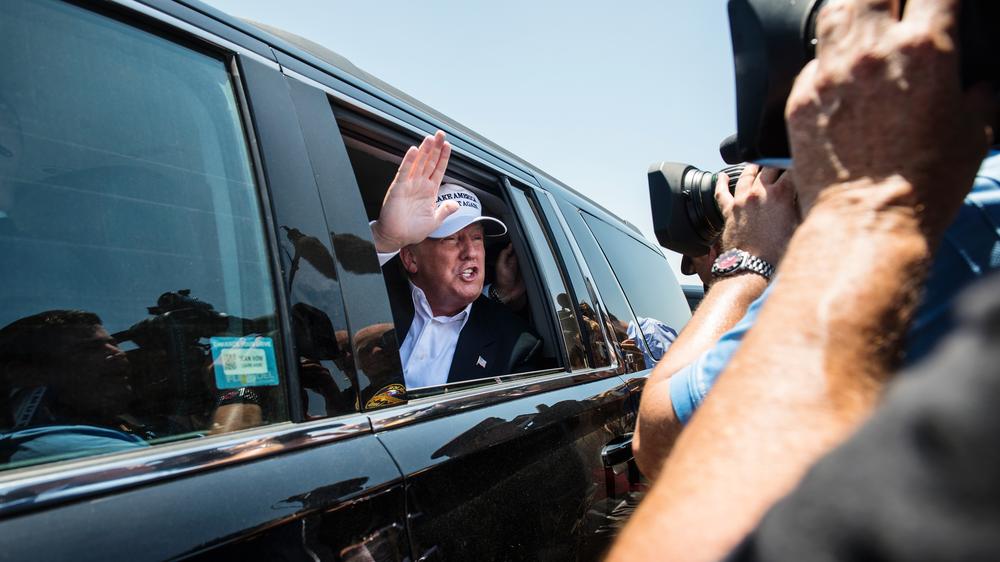 Donald Trump: Donald Trump in Laredo, Texas