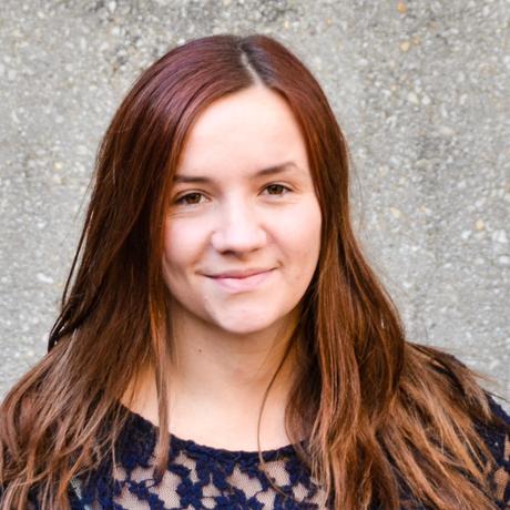 Sexismus im Fußball: Linda Gerner ist 1993 in Detmold in Nordrhein-Westfalen geboren. Für Fußball würde sie noch heute jedes andere Hobby aufgegeben. In Berlin studiert sie im Master Kulturjournalismus an der Universität der Künste und arbeitet als freie Journalistin. 