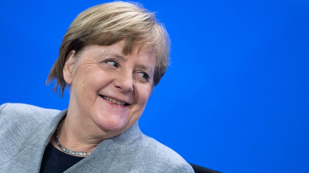 Corona-Pandemie: Bundeskanzlerin Angela Merkel während einer Pressekonferenz am 15. April