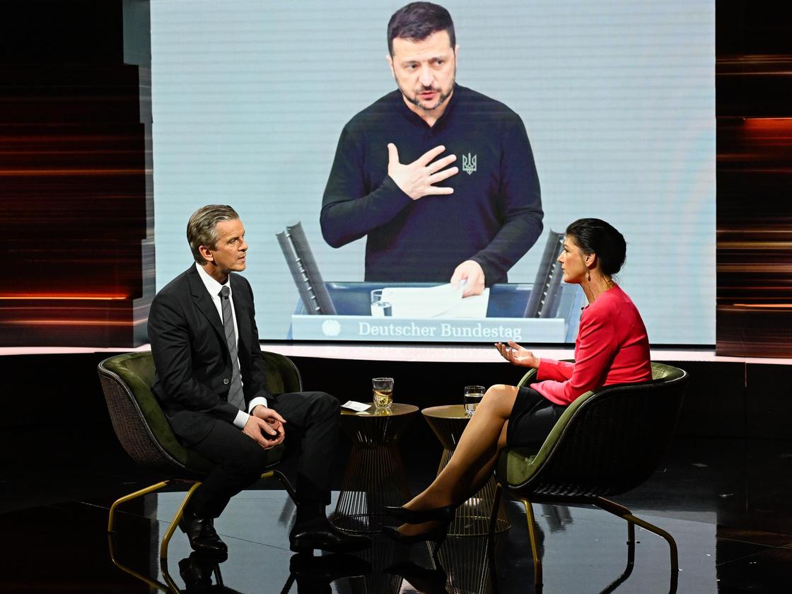 Bundestagswahlkampf: Sahra Wagenknecht nennt Wladimir Putin "Verbrecher" |  DIE ZEIT