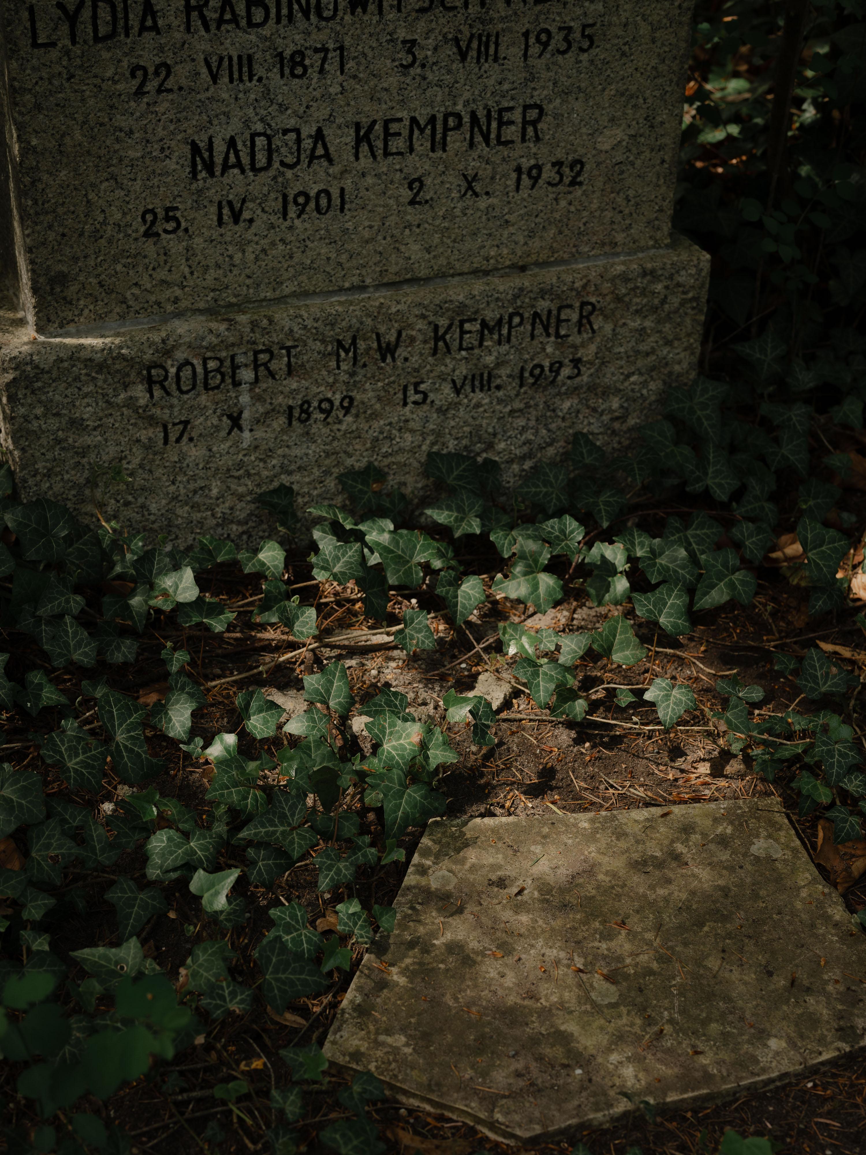 Robert Kempners letzte Bleibe ist ein Ehrengrab des Landes Berlin.