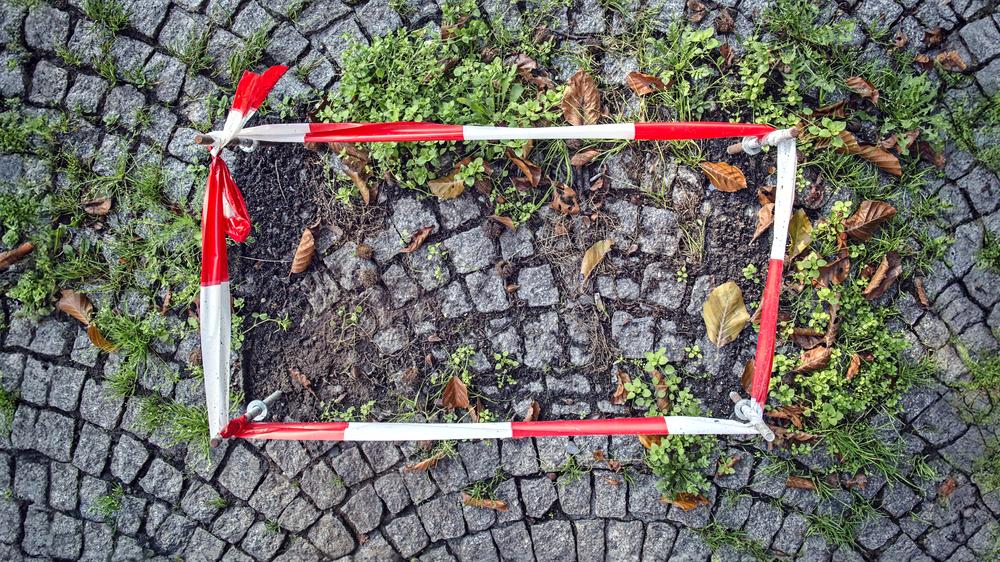 Absperrband Flatterband Polizeiabsperrung Baustelle Deutschland