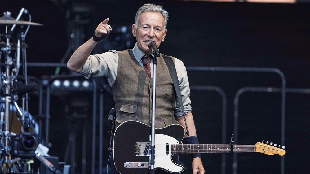 Bruce Springsteen: Männer mit Mission sehen so aus. Englischlehrer auch manchmal. Bruce Springsteen im Berliner Olympiastadion