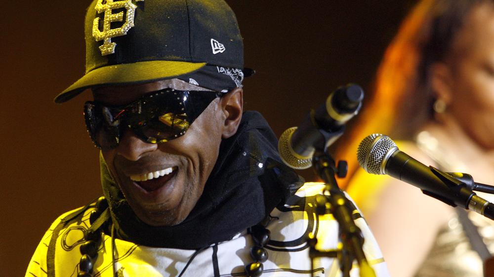  Der Funk-Sänger Sly Stone bei einem Konzert in der Schweiz im Juli 2007