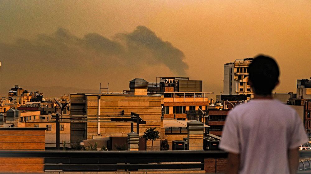 Teheran: Eine Melodie aus Angst, Feuer und Zerstörung | DIE ZEIT