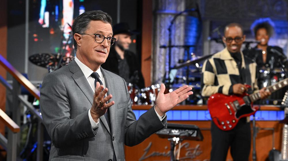  Die beliebte "Late Show" des US-Satirikers Stephen Colbert wird kommendes Jahr eingestellt.